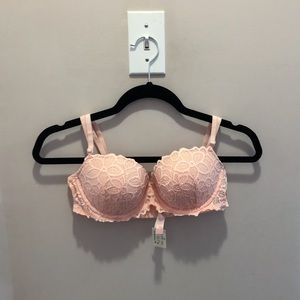 Victoria’s Secret PINK Date Push Up Bra Adjustable Straps